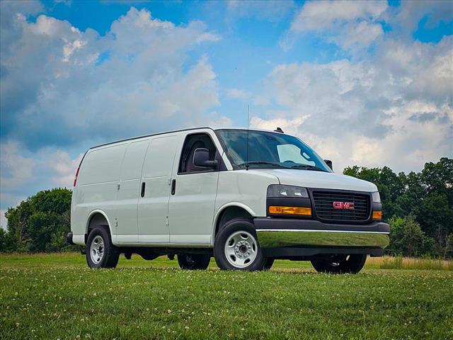 2025 GMC Savana 3500