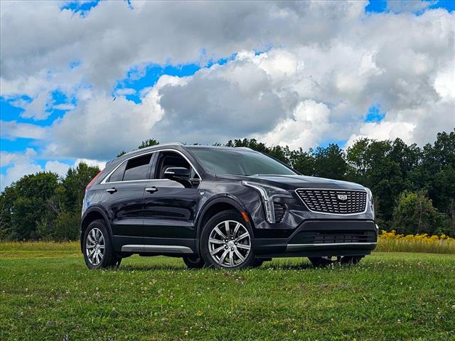 2022 Cadillac XT4 Premium Luxury