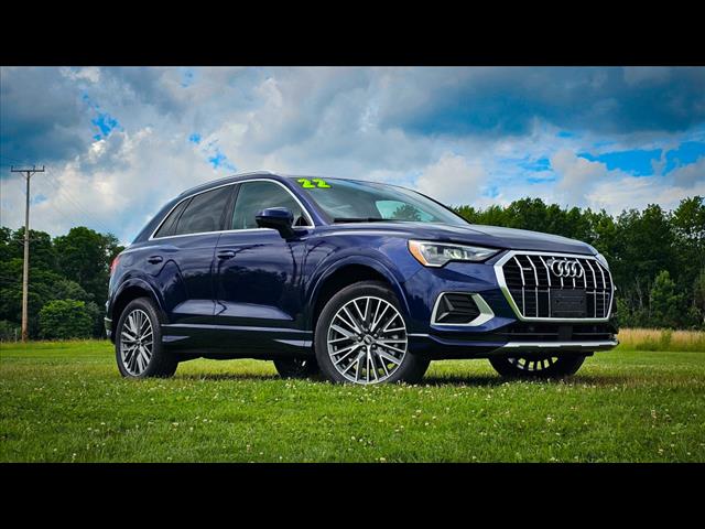 2022 Audi Q3 quattro Premium 40 TFSI