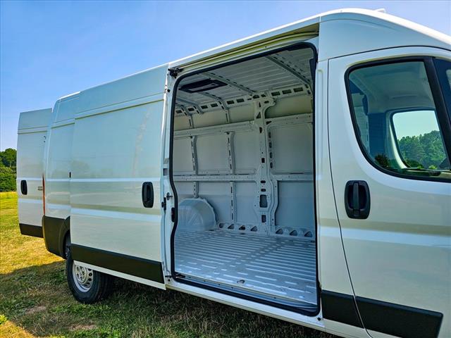 2025 RAM ProMaster Tradesman 2500