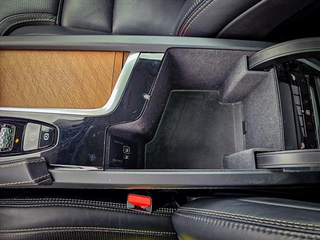 2019 Volvo XC90 T6 Inscription