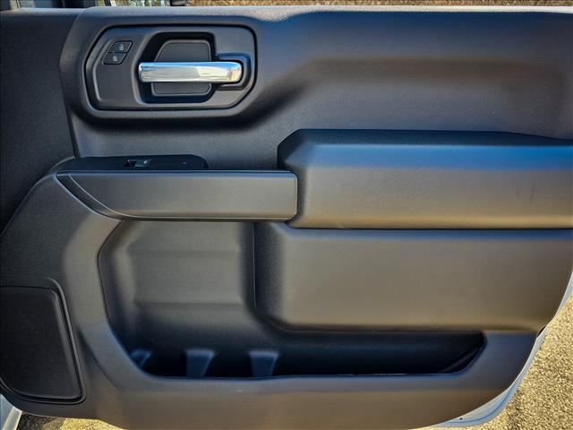 2025 GMC Sierra 2500HD Pro