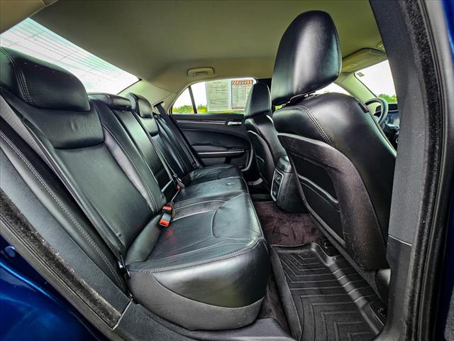 2016 Chrysler 300 LTD