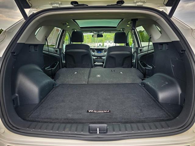 2017 Hyundai TUCSON Night