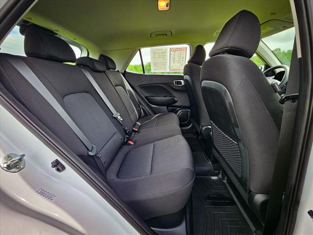 2020 Hyundai VENUE SE