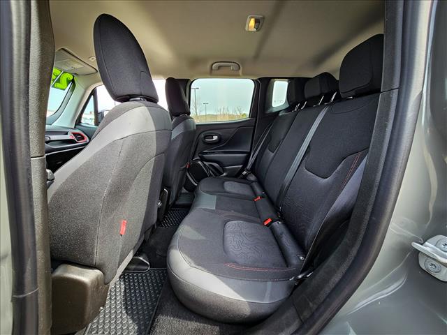 2023 Jeep Renegade Trailhawk