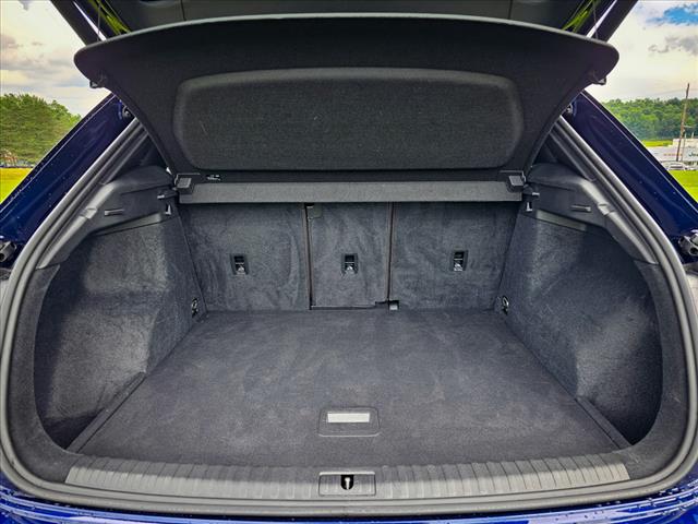 2022 Audi Q3 quattro Premium 40 TFSI