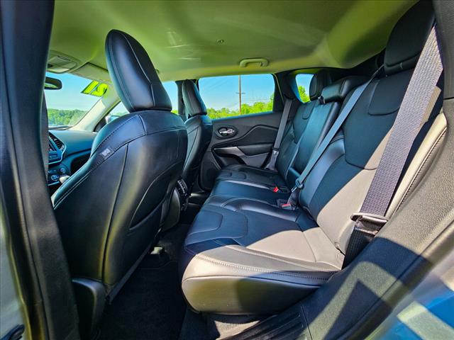 2021 Jeep Cherokee Latitude Lux