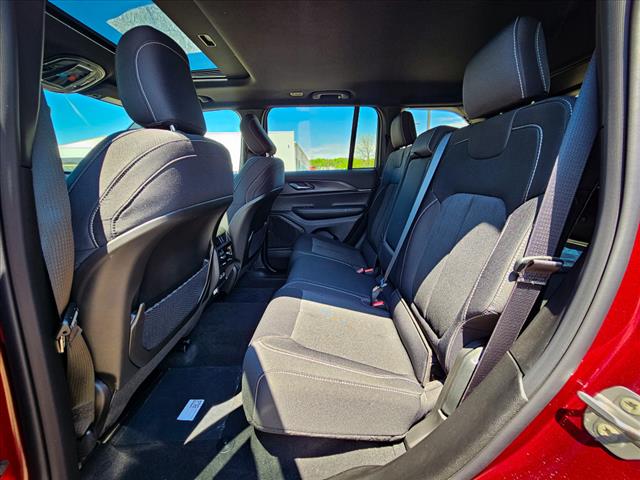 2025 Jeep Grand Cherokee Laredo X