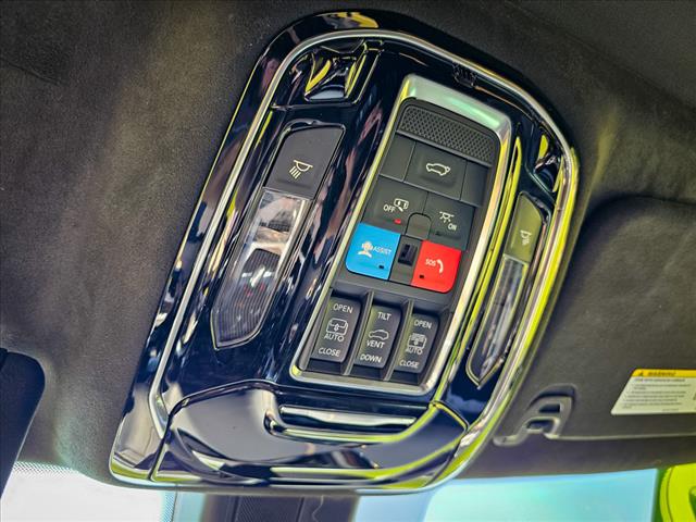 2022 Jeep Grand Wagoneer Series III