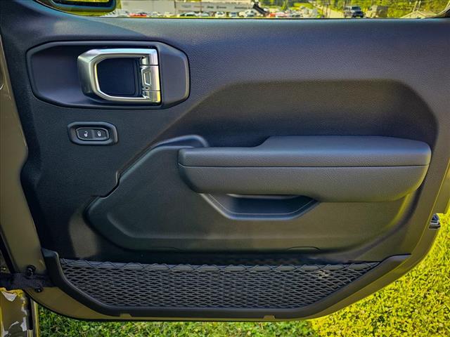 2025 Jeep Gladiator Sport S
