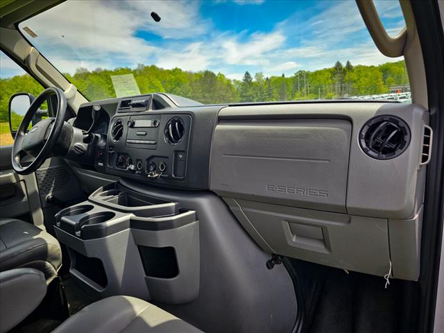 2018 Ford E-Series E-350 SD