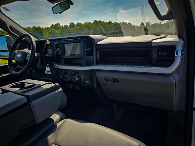 2023 Ford F-350 Super Duty XL