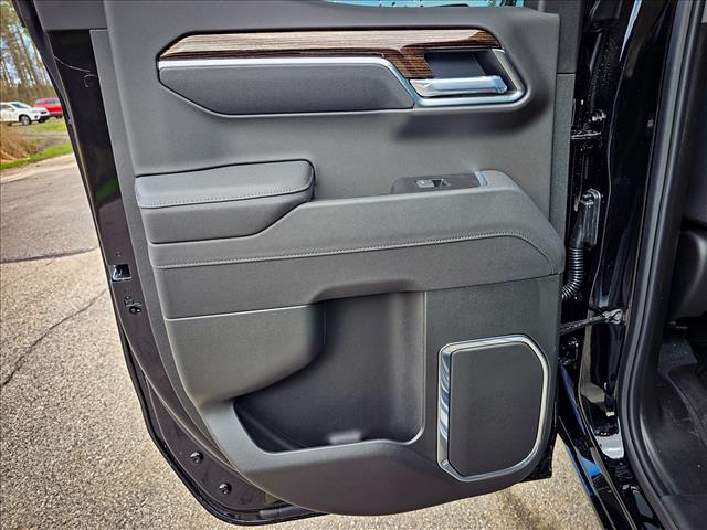 2025 GMC Sierra 1500 Elevation Standard