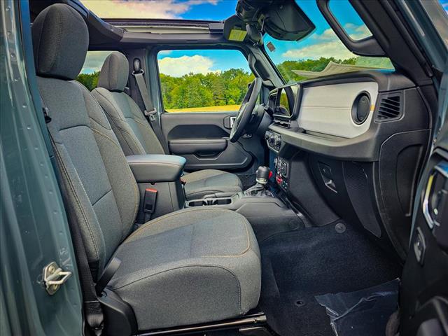 2025 Jeep Wrangler 