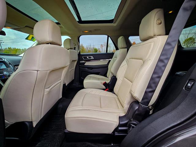 2017 Ford Explorer Platinum