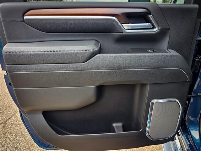 2025 GMC Sierra 2500HD Denali