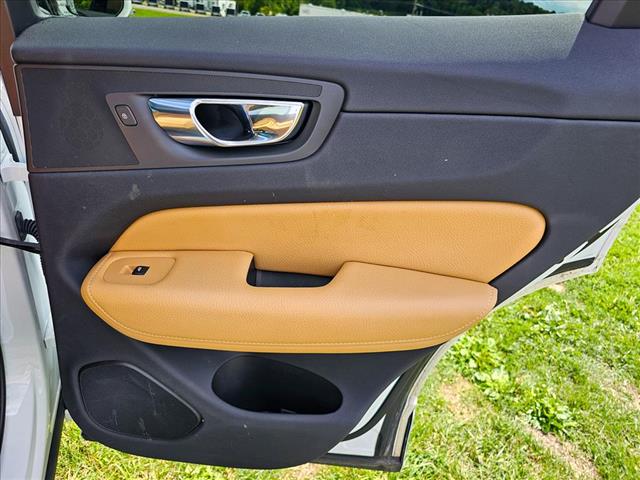 2019 Volvo XC60 T5 Inscription