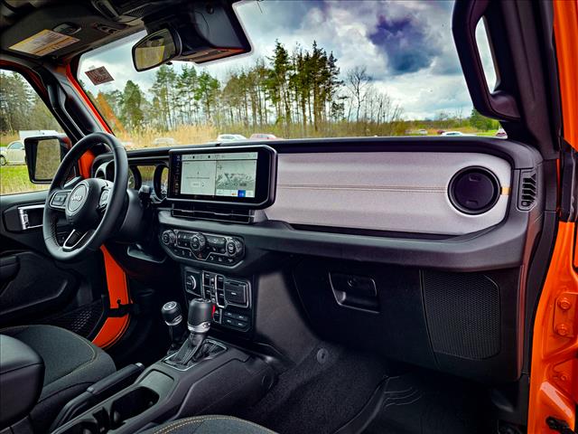 2025 Jeep Gladiator Willys