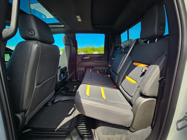2025 GMC Sierra 2500HD AT4