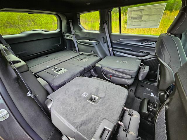 2025 Jeep Grand Cherokee L Laredo X