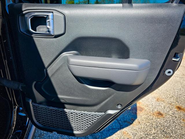 2025 Jeep Wrangler Sport S 4xe