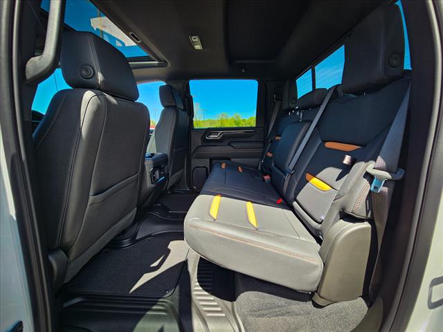 2025 GMC Sierra 2500HD AT4