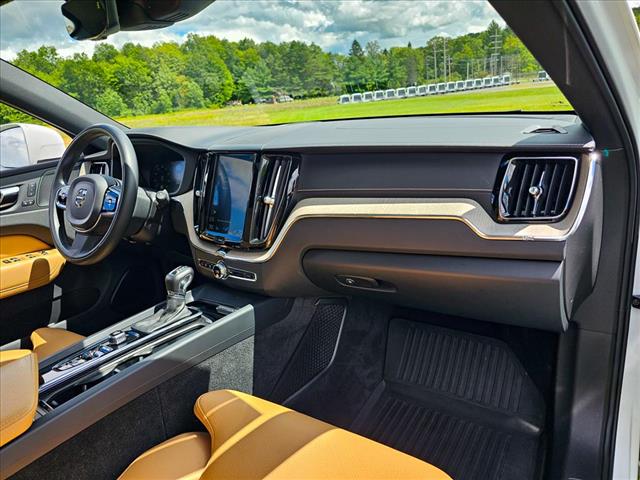 2019 Volvo XC60 T5 Inscription