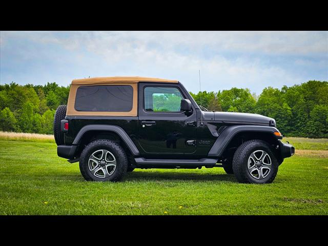 2020 Jeep Wrangler Black and Tan