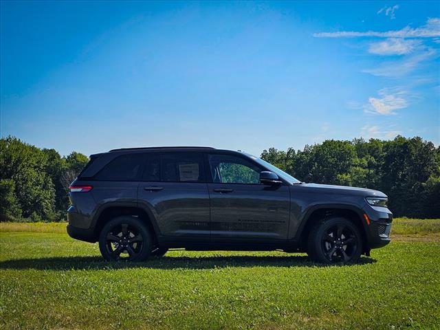 2025 Jeep Grand Cherokee Altitude X