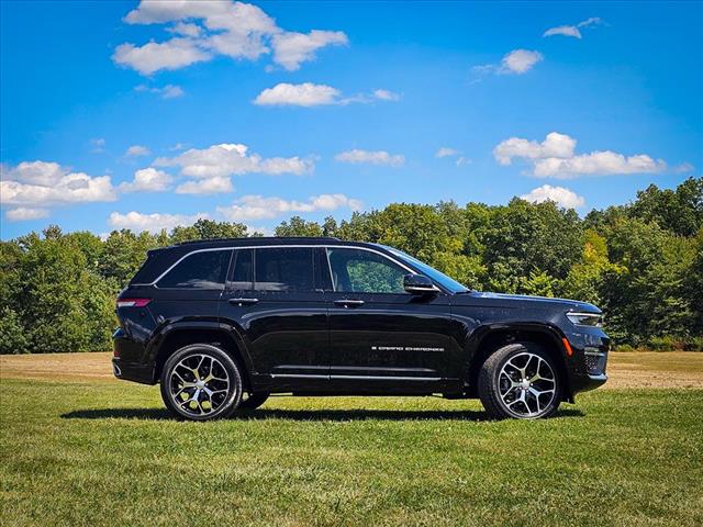 2025 Jeep Grand Cherokee Summit Reserve