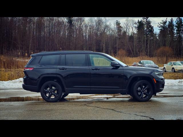 2025 Jeep Grand Cherokee L Altitude X