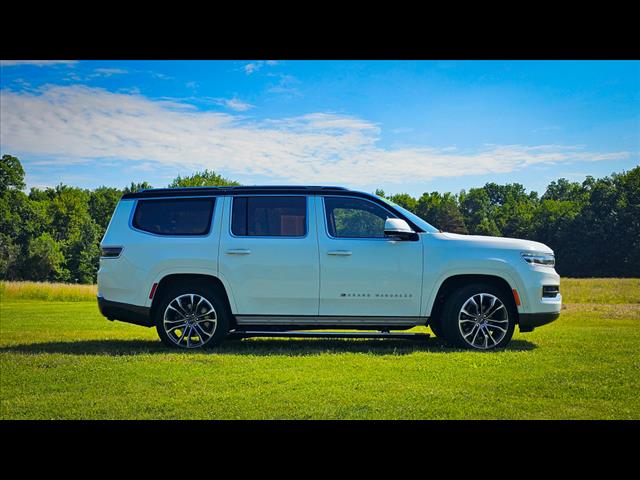 2022 Jeep Grand Wagoneer Series III