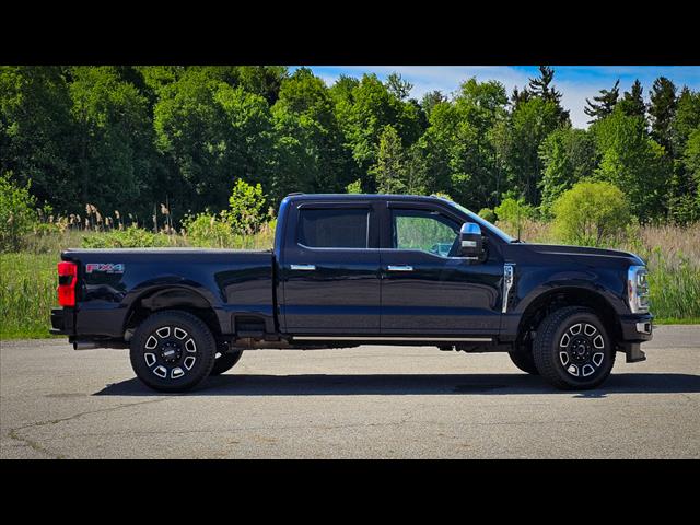 2024 Ford F-350 Super Duty Platinum