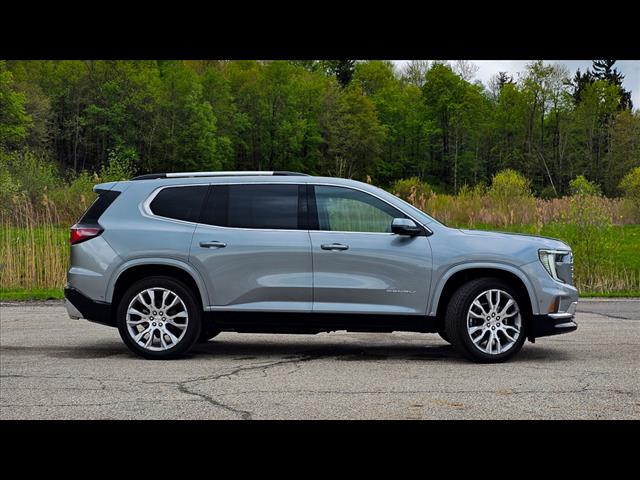 2025 GMC Acadia Denali