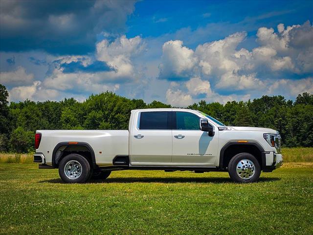 2024 GMC Sierra 3500HD Denali