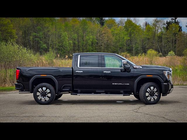 2025 GMC Sierra 2500HD Denali