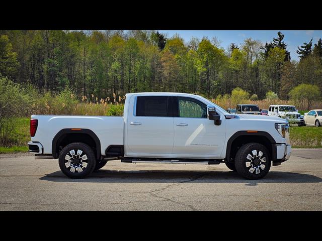2025 GMC Sierra 2500HD Denali