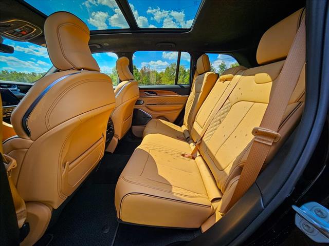 2025 Jeep Grand Cherokee Summit Reserve
