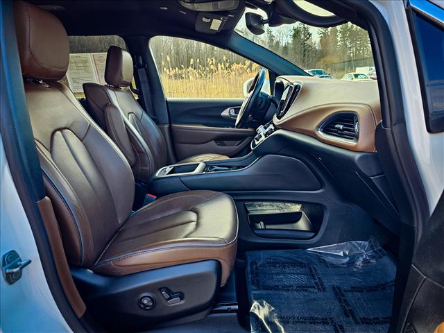 2021 Chrysler Pacifica Hybrid Limited