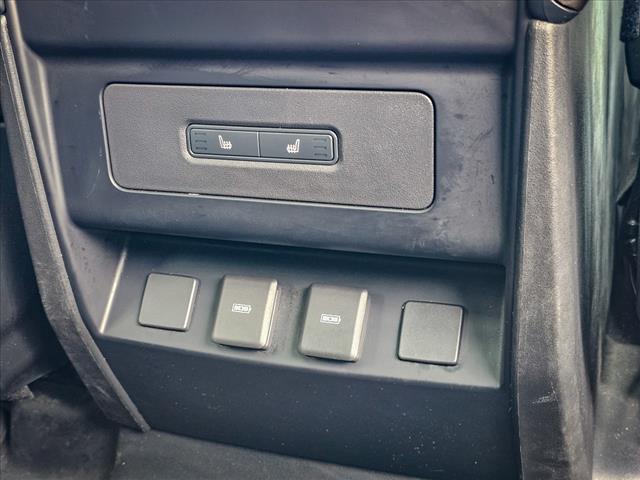 2024 Land Rover Defender 110 P300 S