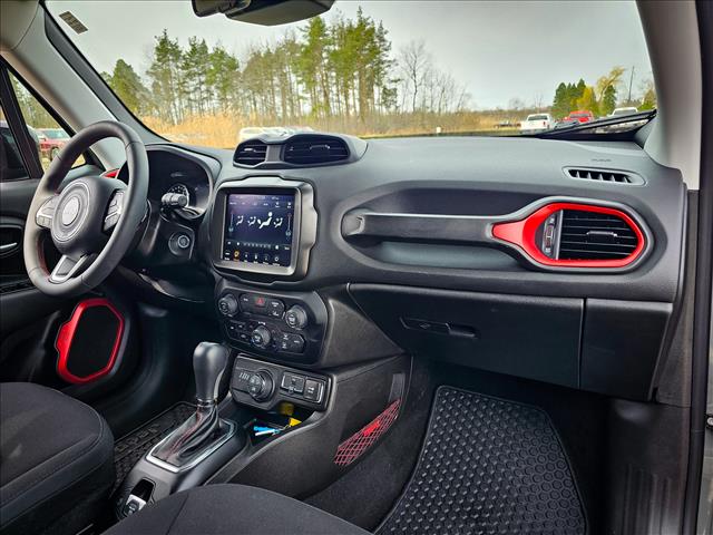 2023 Jeep Renegade Trailhawk