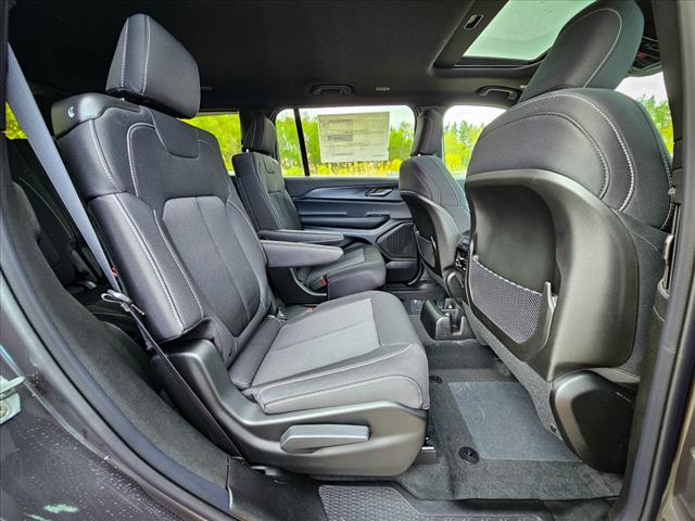 2025 Jeep Grand Cherokee L Laredo X