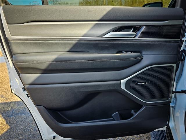 2025 Jeep Wagoneer Carbide