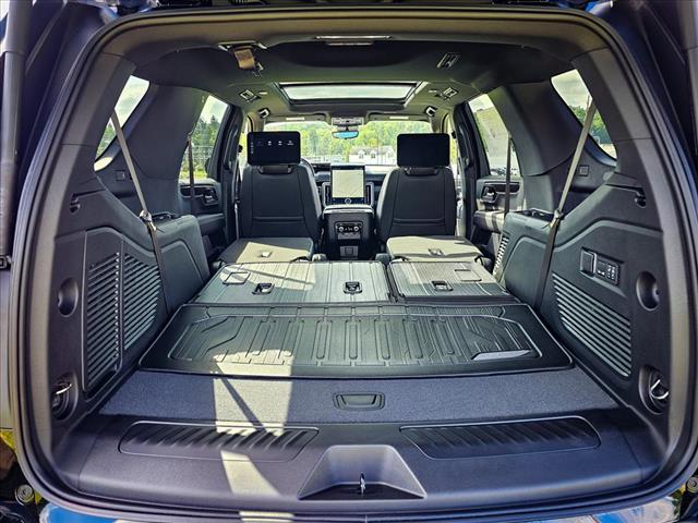 2025 GMC Yukon Elevation