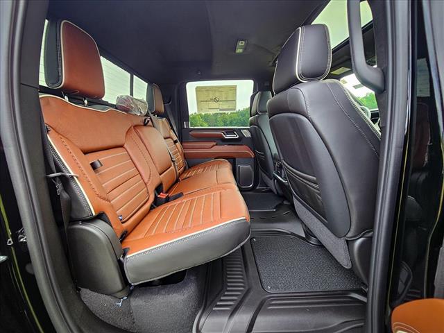2025 GMC Sierra 3500HD Denali Ultimate