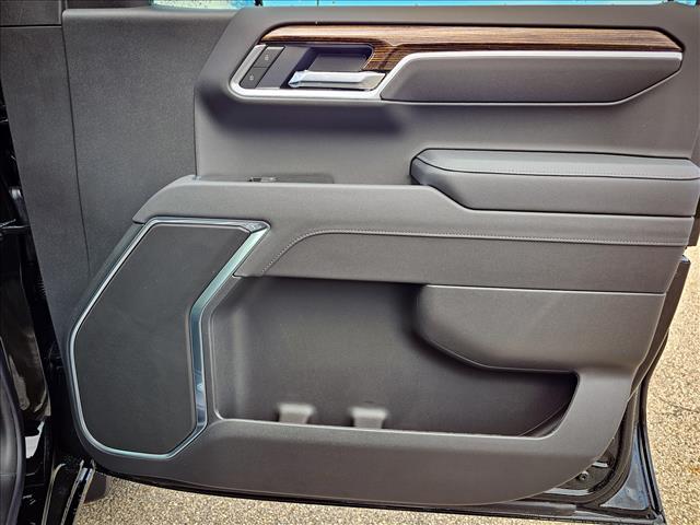2025 GMC Sierra 1500 Elevation Standard