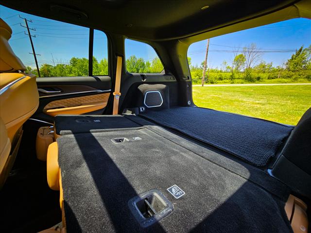 2024 Jeep Grand Cherokee Summit