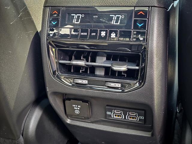 2022 Jeep Grand Cherokee Summit