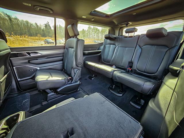 2025 Jeep Wagoneer Carbide